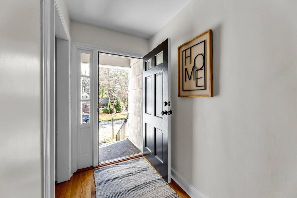Fully Renovated 4 Bed Buena Vista House Near Wfu Villa Winston-Salem Ngoại thất bức ảnh
